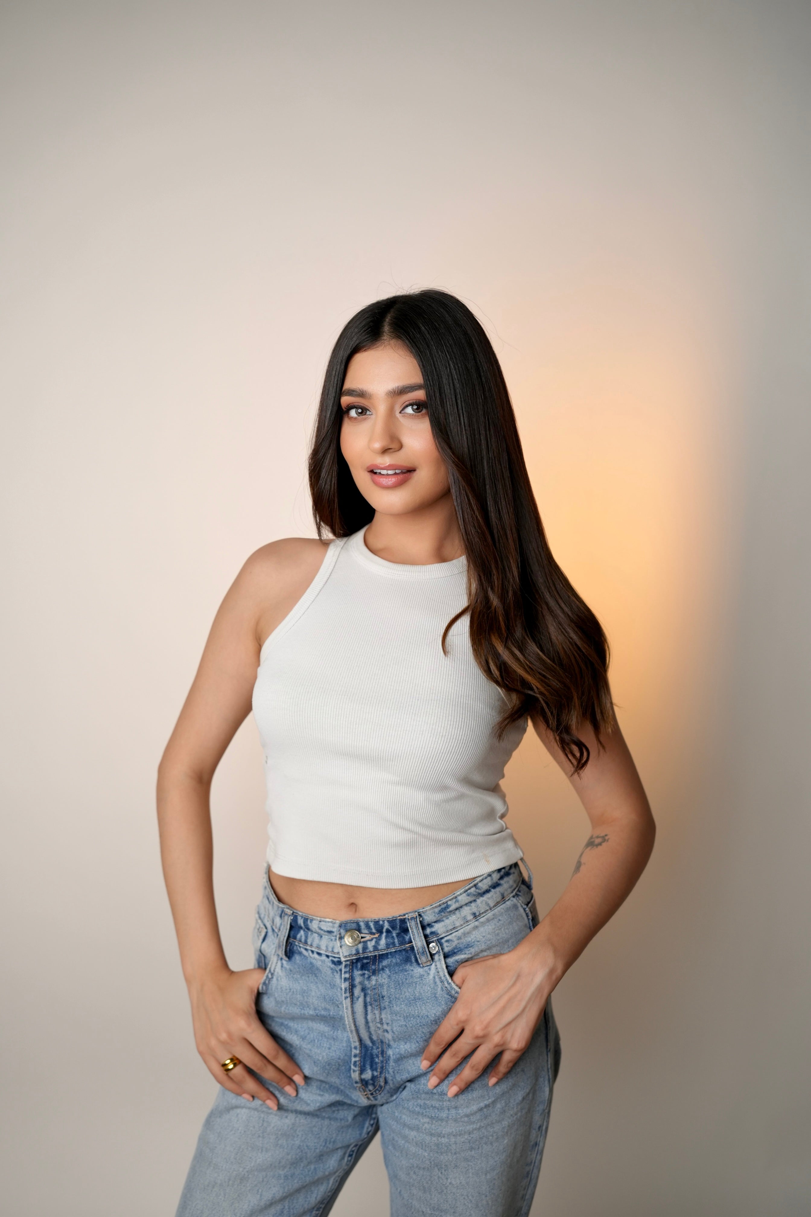 7 Set Clip-In Extensions - Light Brown