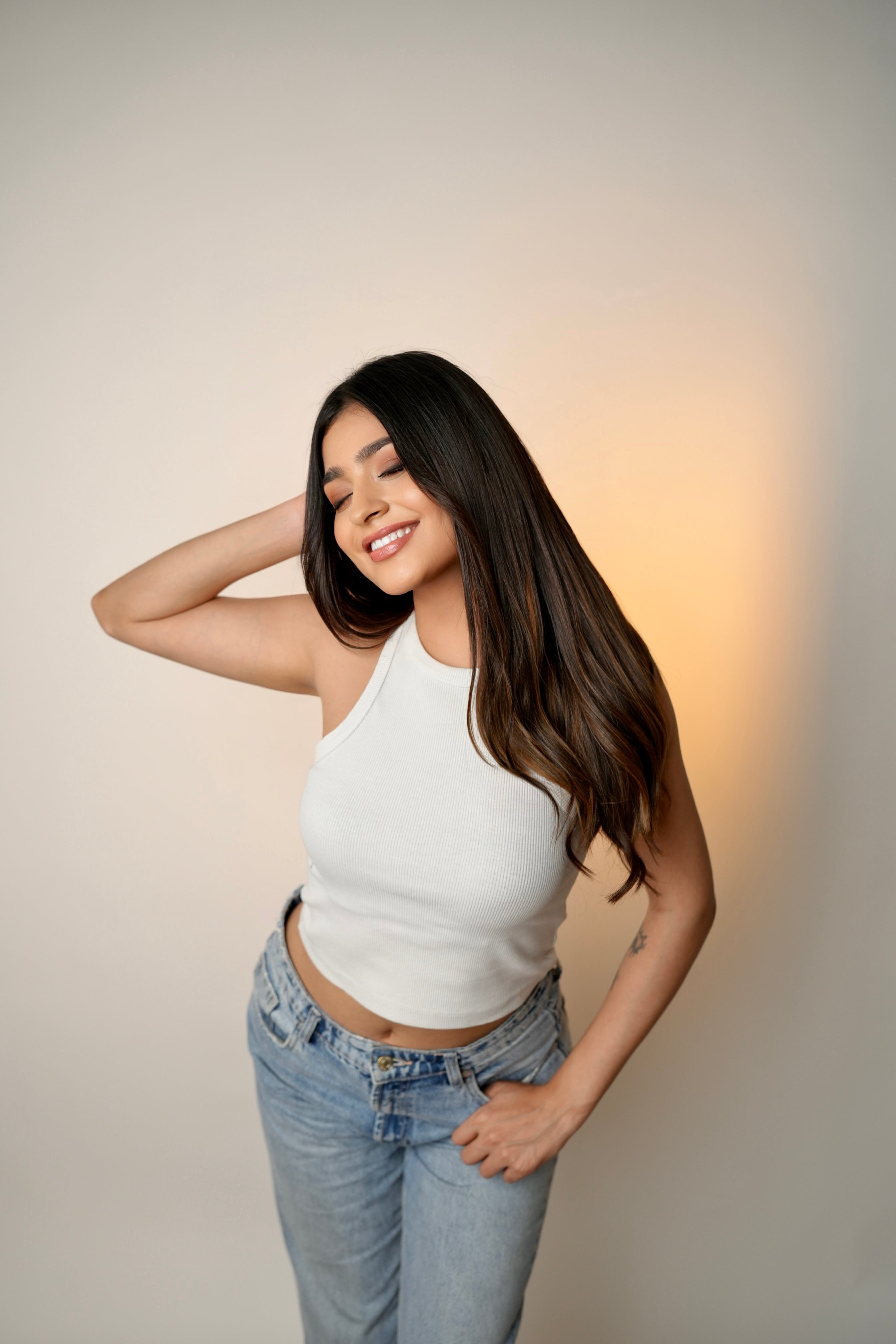 7 Set Clip-In Extensions - Light Brown