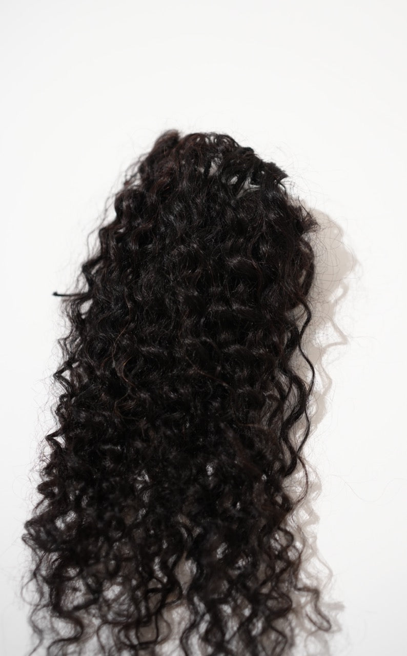 Curl' O Signature Curly Bun